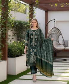 “BAROQUE”Luxury Digital Embroidered Khaddar 3pc With Luxury Khaddar Dupatta